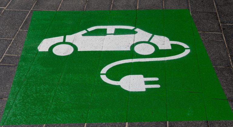 Ayuda a la movilidad eléctrica, Aid for electric mobility